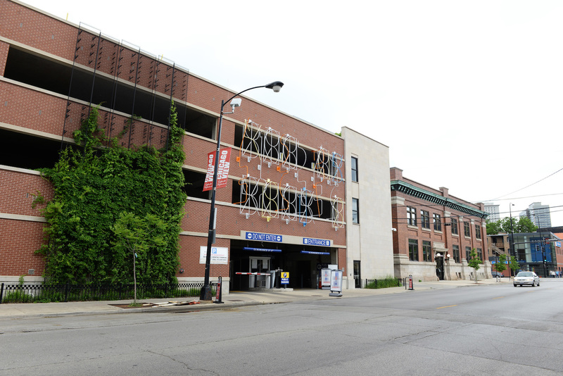 Street view of 808 W. Addison St. Garage