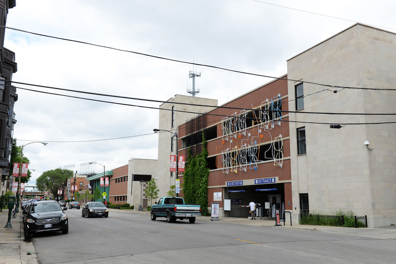 Street view of 808 W. Addison St. Garage
