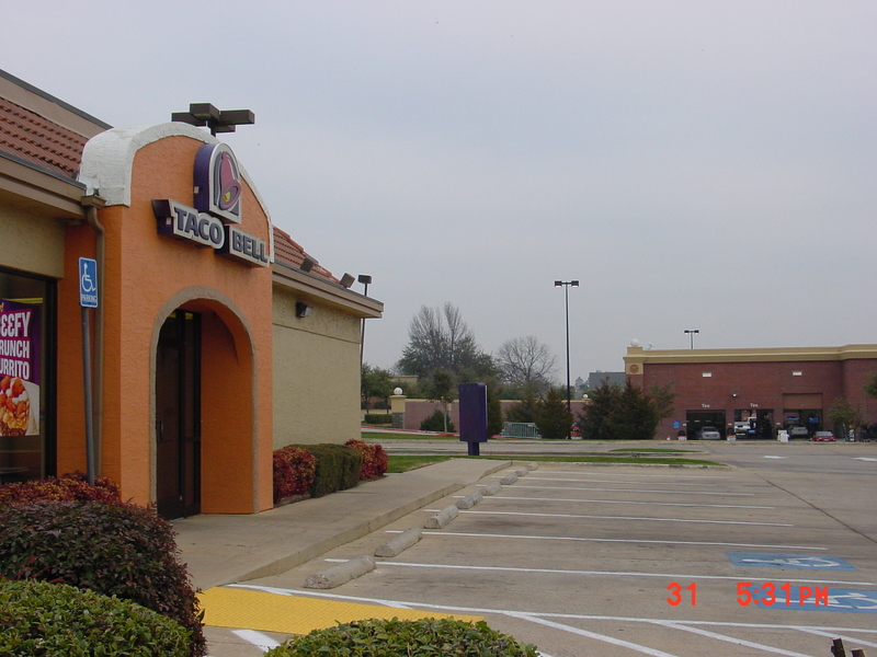 Street view of Taco Bell Parking