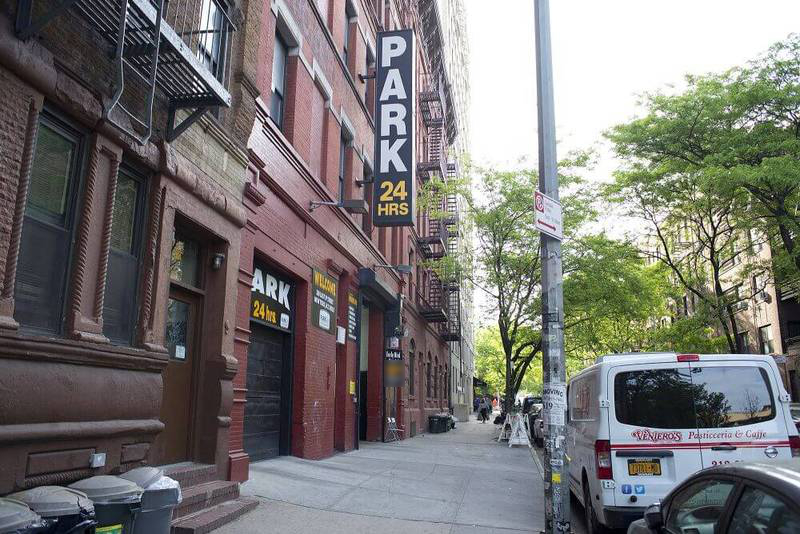 Street view of Park-it Management