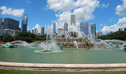 Grant Park Parking - Find & Book Parking near Grant Park | ParkWhiz