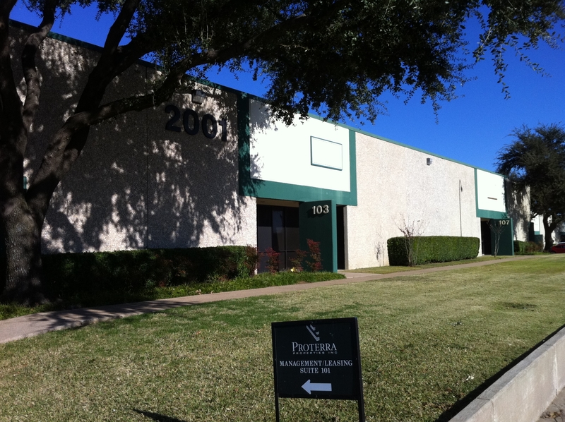 Street view of EZ In/Out Parking