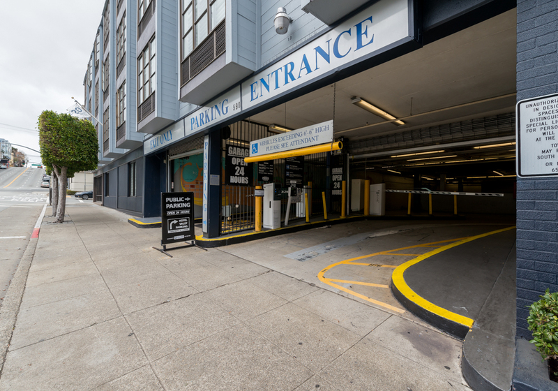 Street view of Pier 2620 Hotel - Self-Parking