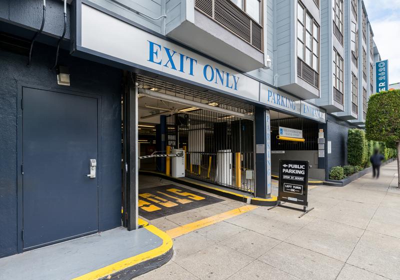 Street view of Pier 2620 Hotel - Self-Parking