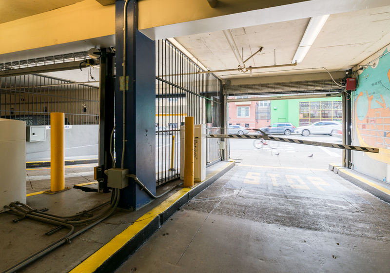 Street view of Pier 2620 Hotel - Self-Parking