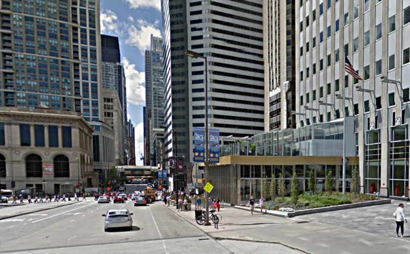 Street view of Tavern at the Park - Valet