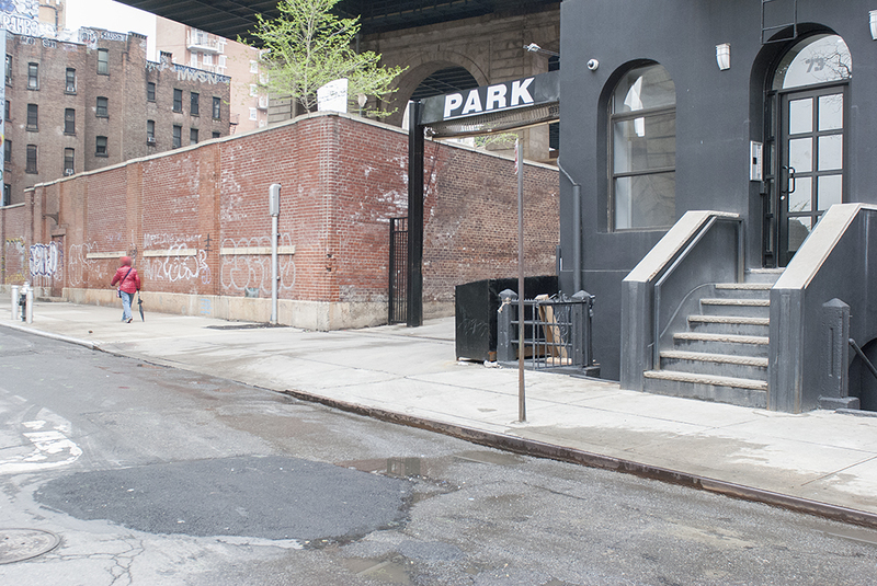 Street view of Select Garages