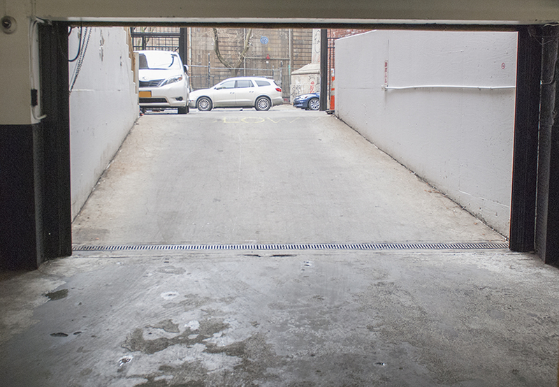 Street view of Select Garages