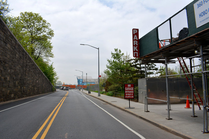 Street view of Quik Park - Brooklyn Bridge