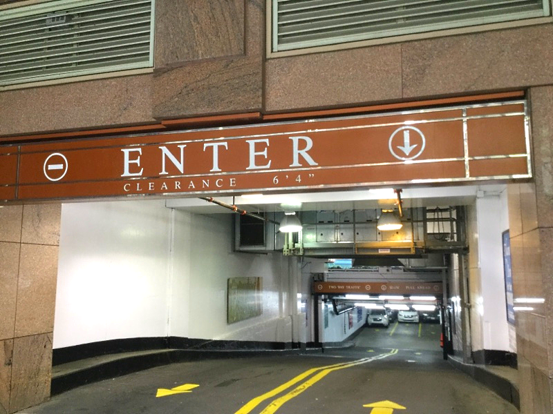 10 E 29th St Parking