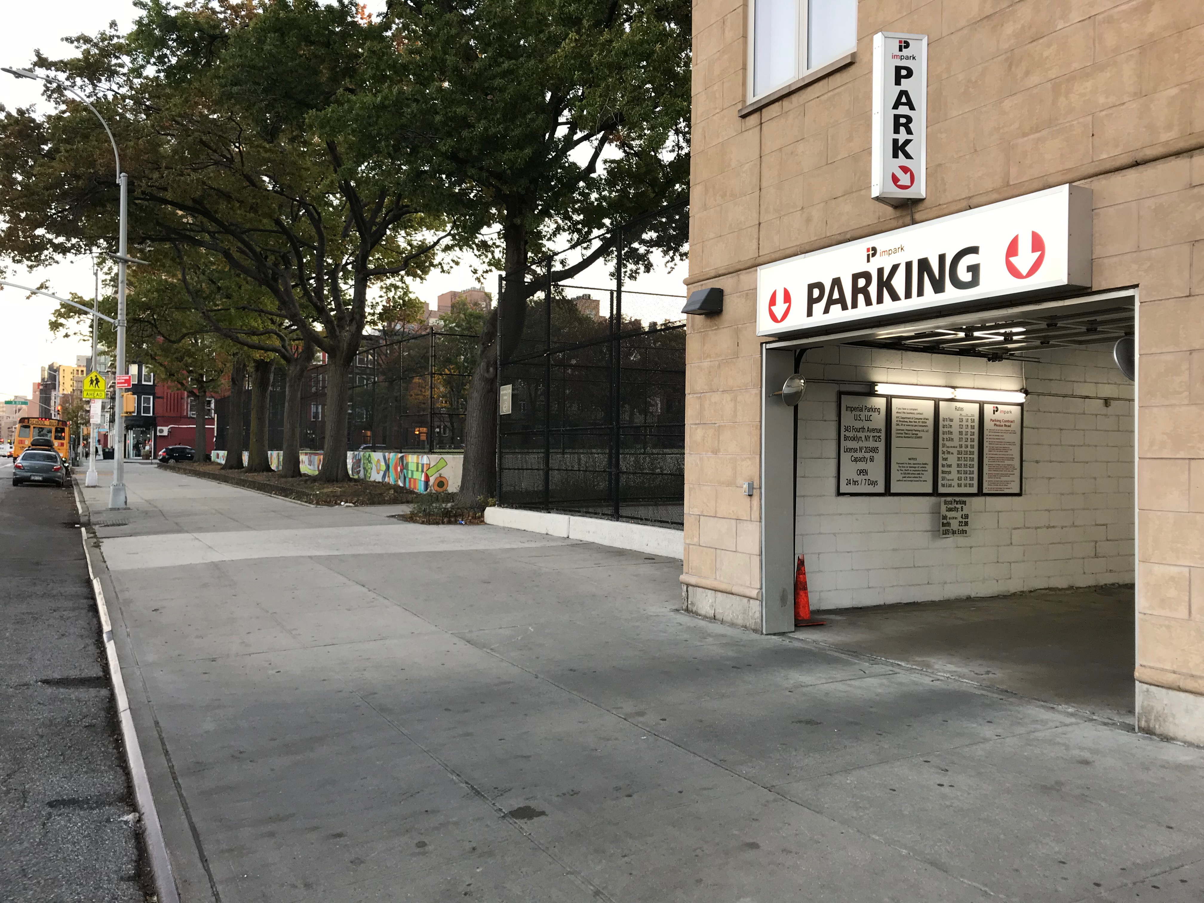 600 Columbus Ave Garage Parking In New York Parkme