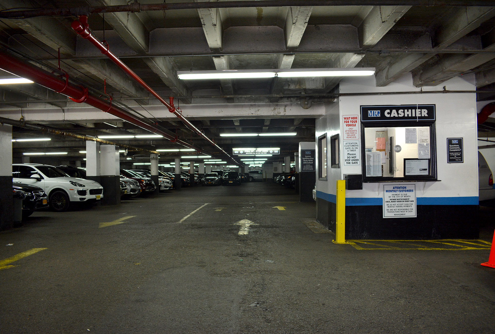 161st Street Garage At Yankee Stadium Parking Dandk Organizer