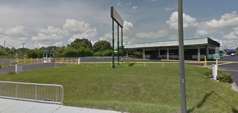 Street view of ZzzPark EZ Fly MCO - Valet