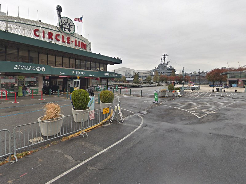 Street view of NYCL Pier Parking (Pier 83)