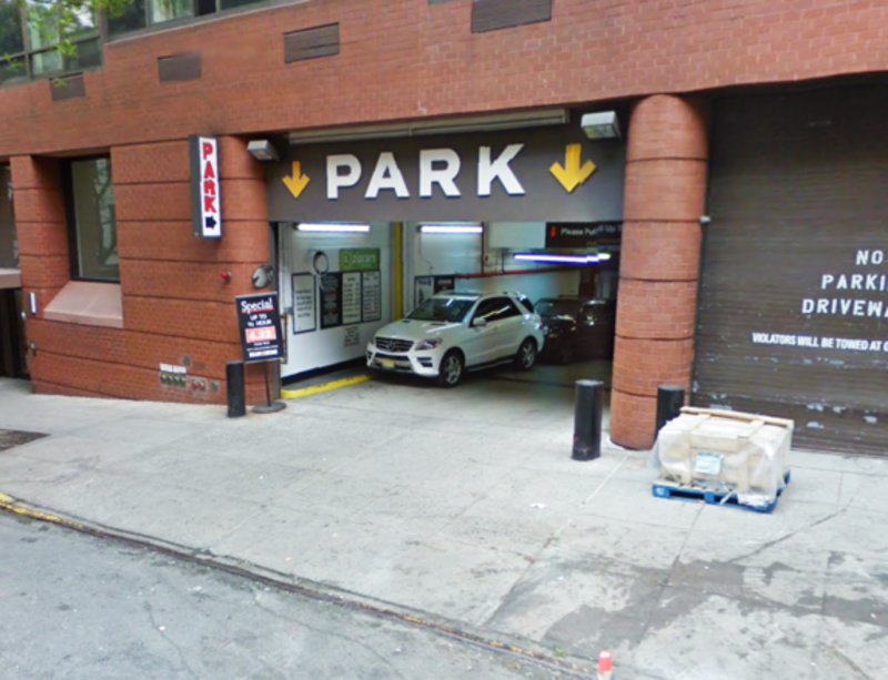 200 E. 94th St. Parking | ParkWhiz