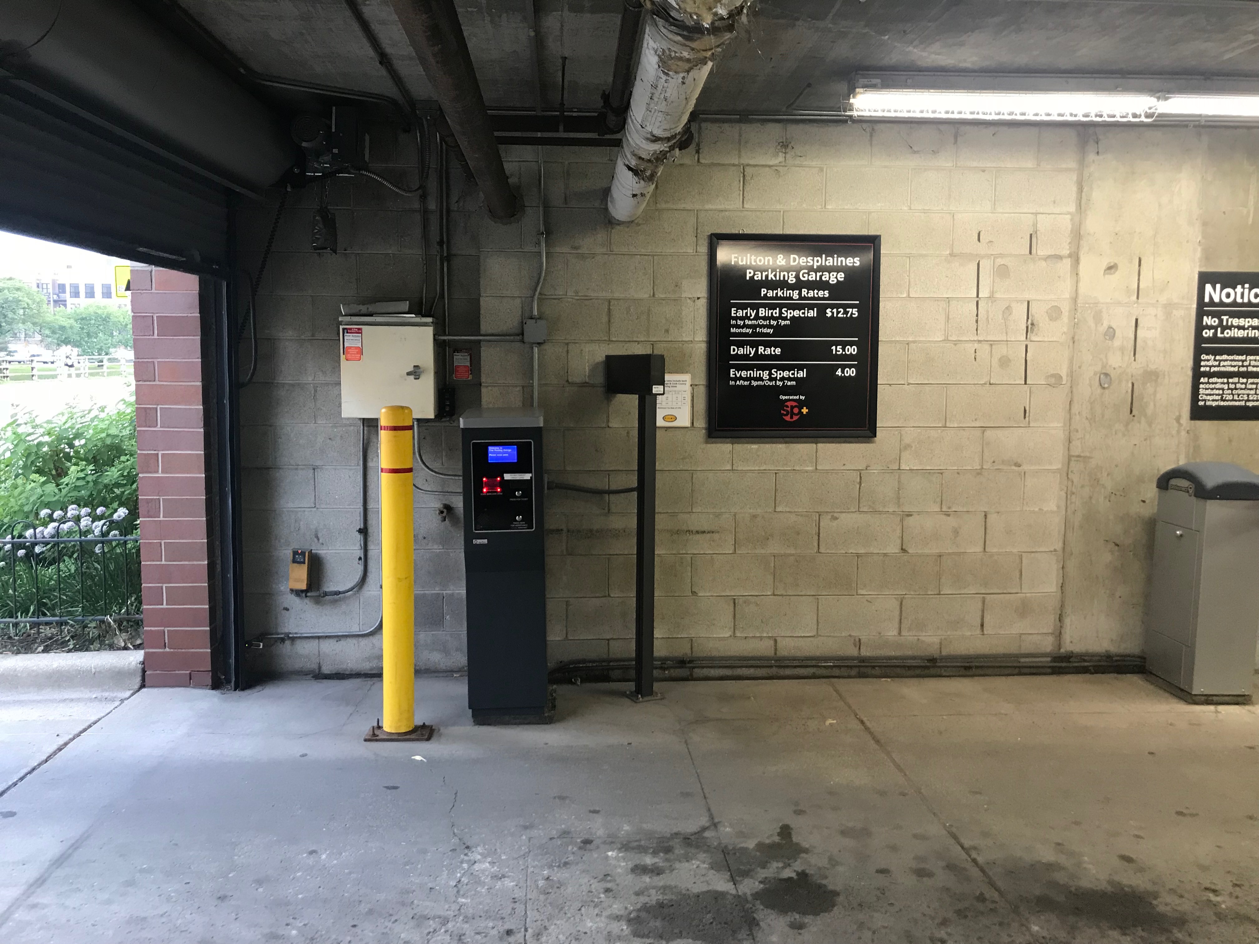 650 w fulton market deals parking