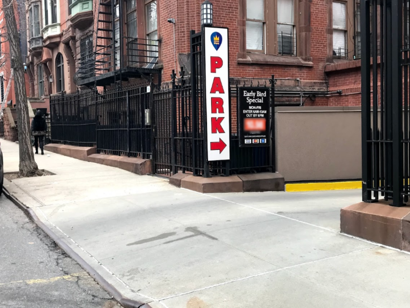 Street view of iPark - 455 CPW Parking Garage