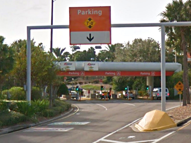 BMI Smart Parking - Lot B - Narcoossee starting at $3.99 for long term  airport parking at MCO