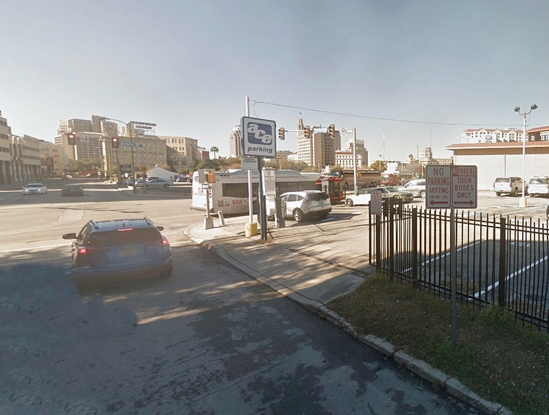 Street view of 432 E. Crockett St. Lot