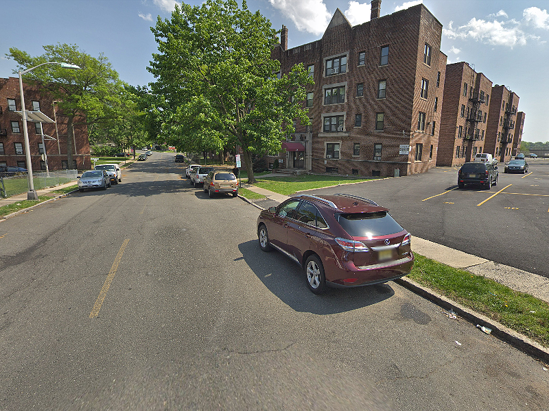 Street view of 279 4th Ave. Lot