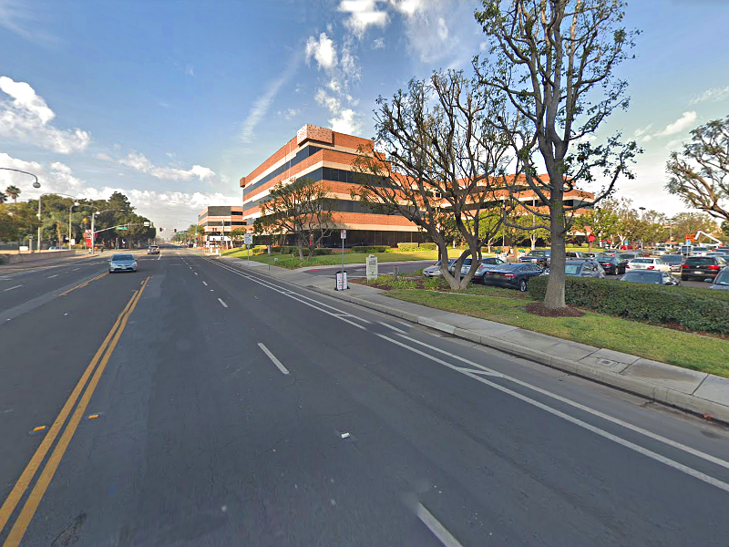 Street view of 801 N. Flower St. Lot - Valet Assist