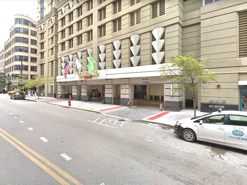 Street view of Courtyard Marriott - Valet