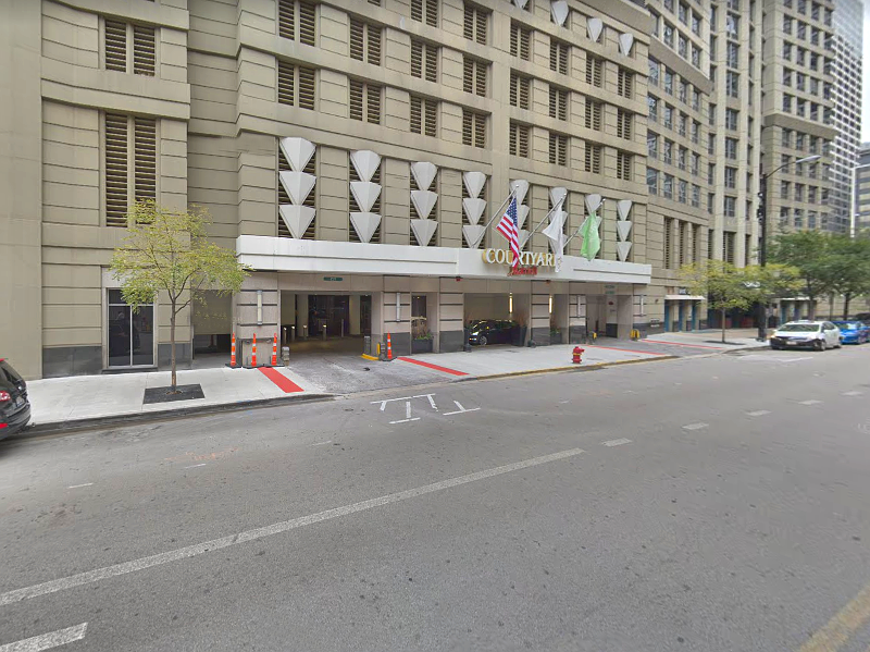 Street view of Courtyard Marriott - Valet
