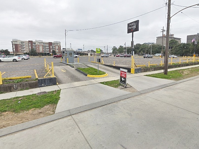 Street view of 2652 Gravier St. Lot