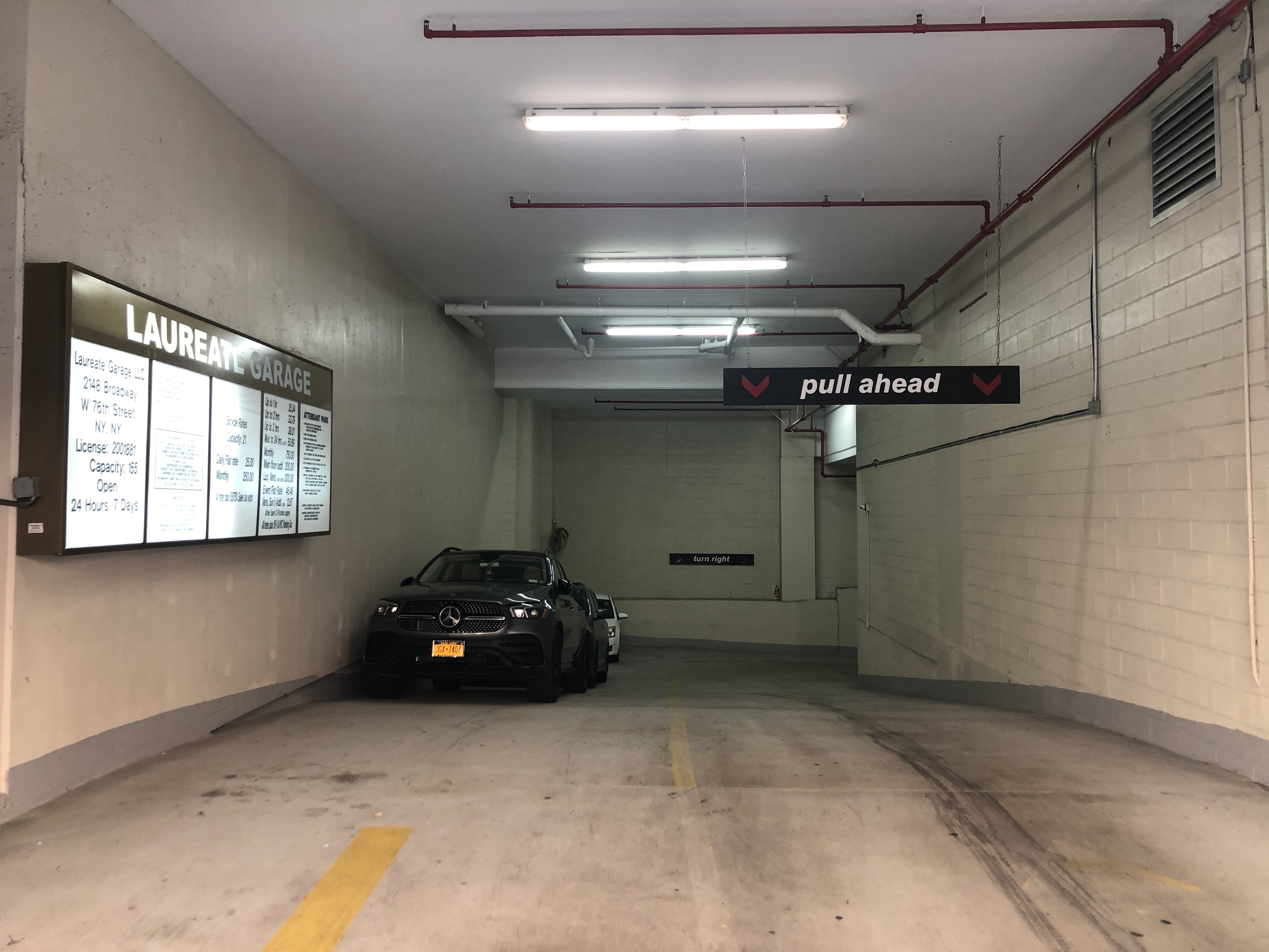 600 Columbus Ave Garage Parking In New York Parkme