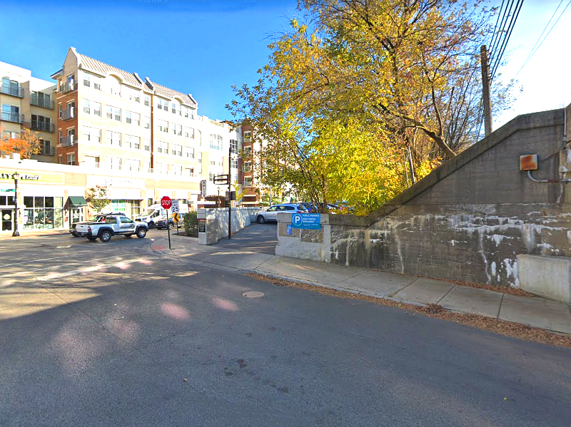 Street view of Evanston Chicago Ave. Lot