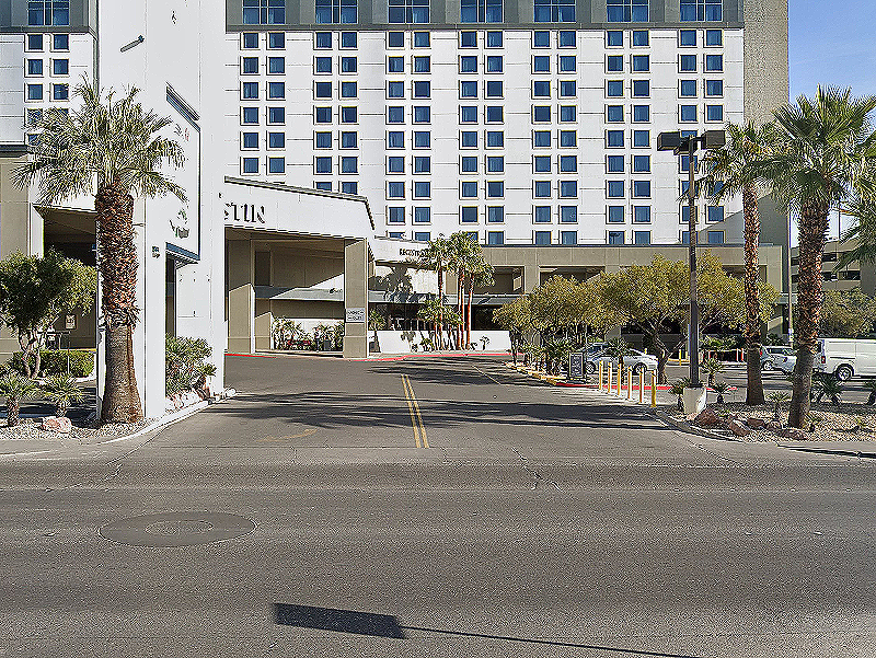 160 E. Flamingo Rd. Parking | BestParking