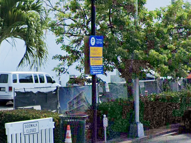 Street view of 1677 West Ave. Lot