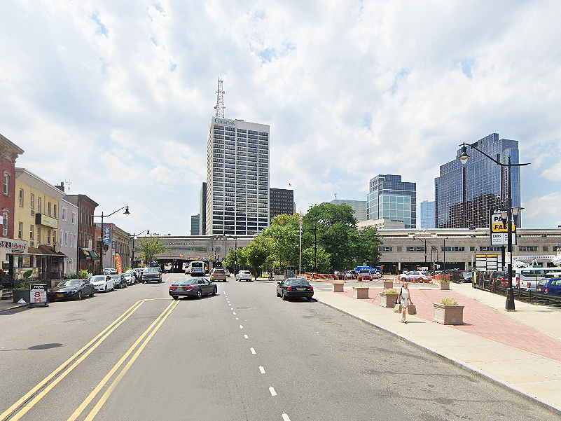 【st】 386 Market St. Parking