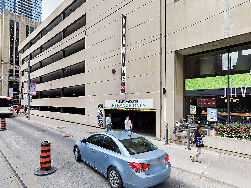 180 Dundas St. W. Parking