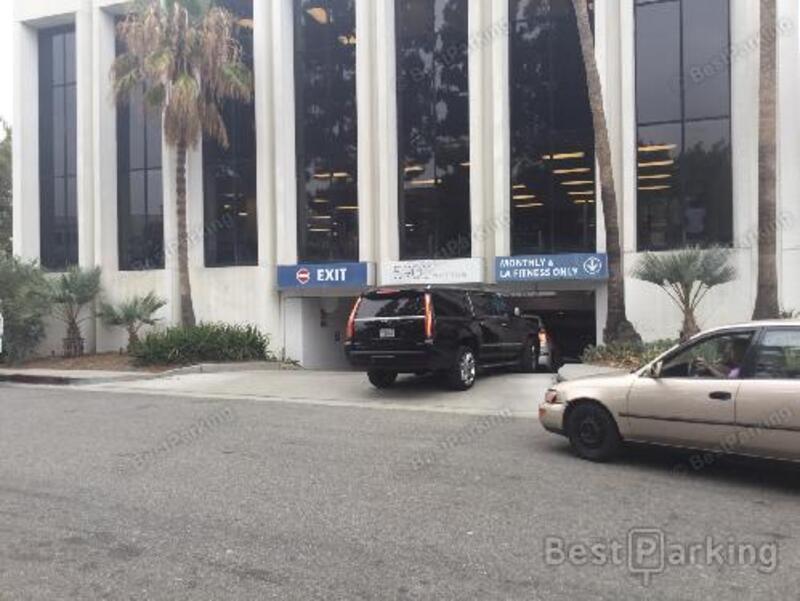 Street view of 5900 Wilshire Garage