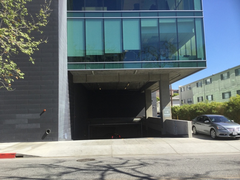 Street view of 9378 Wilshire Boulevard Garage