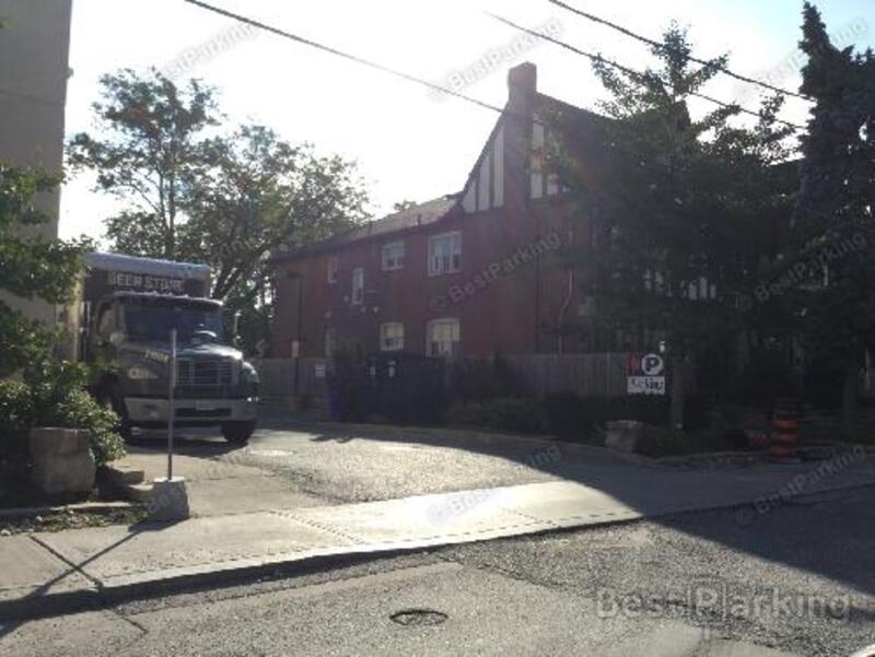 Street view of 333 Eglinton Ave Lot