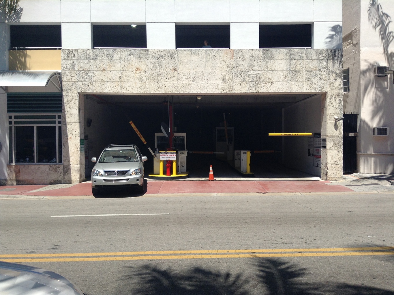 Miami Beach, FL Monthly Parking & Garages Near Me - Spacer