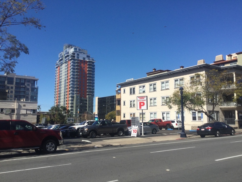 Street view of 1st Ave Lot