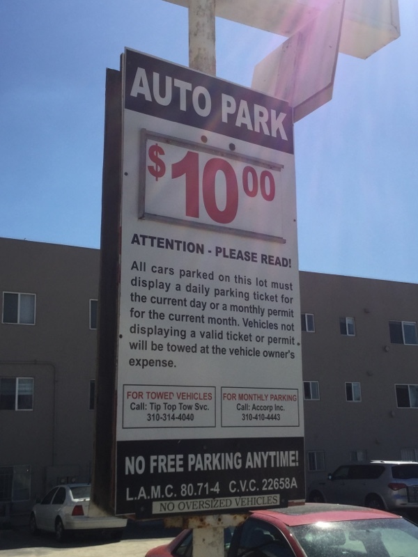 Street view of Venice Beach Parking