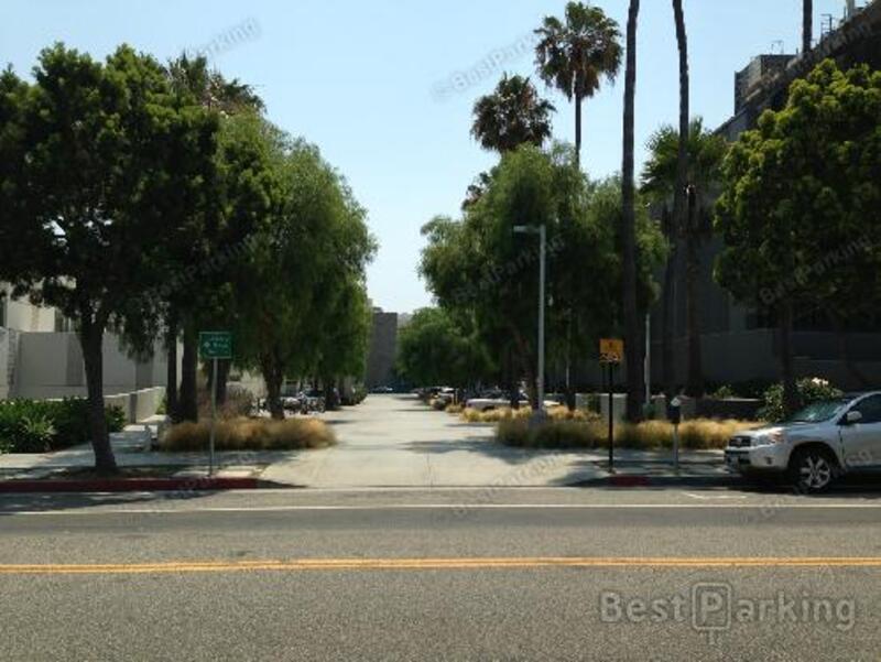 Street view of Santa Monica Library