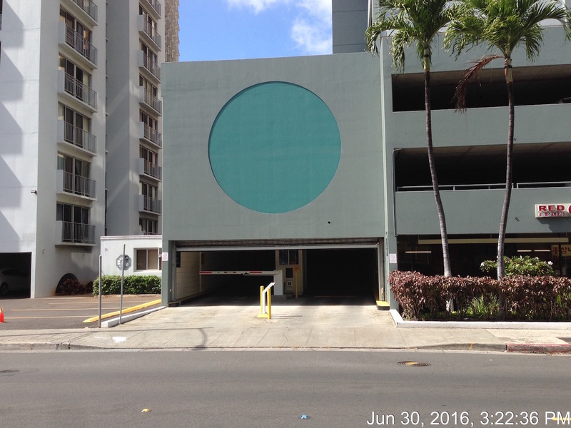 Street view of Kapiolani Business Plaza