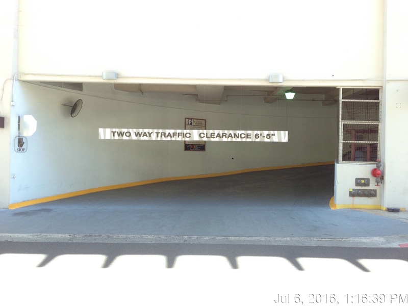 Street view of Waikiki Shopping Plaza