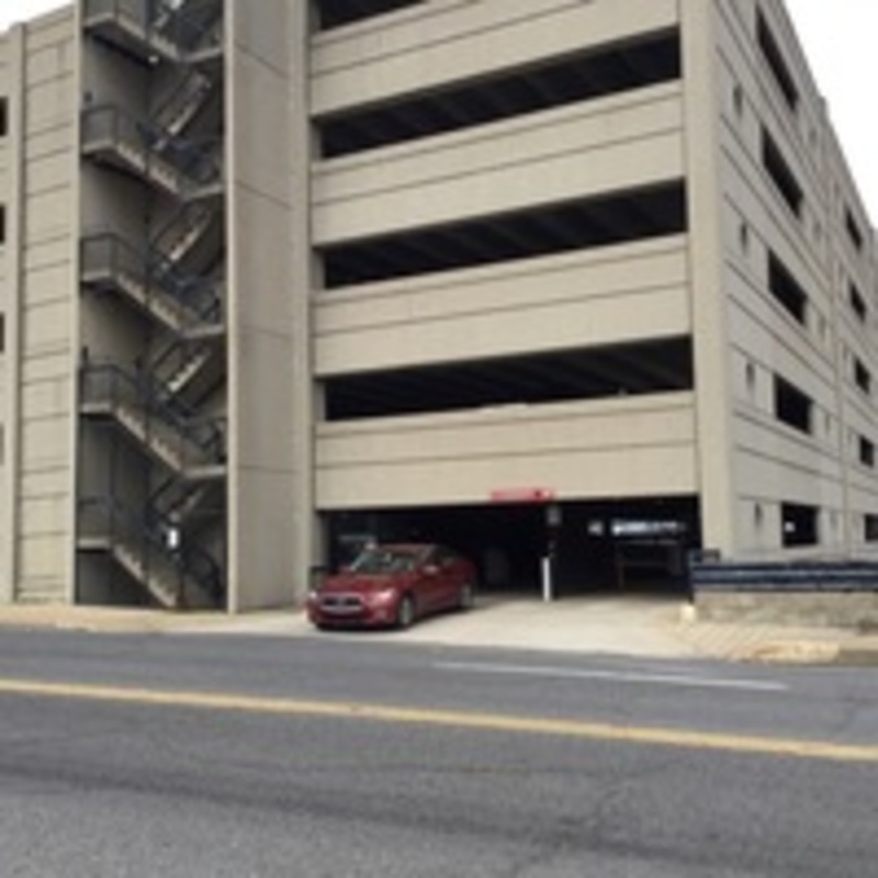 Street view of One Memphis Place Parking Garage