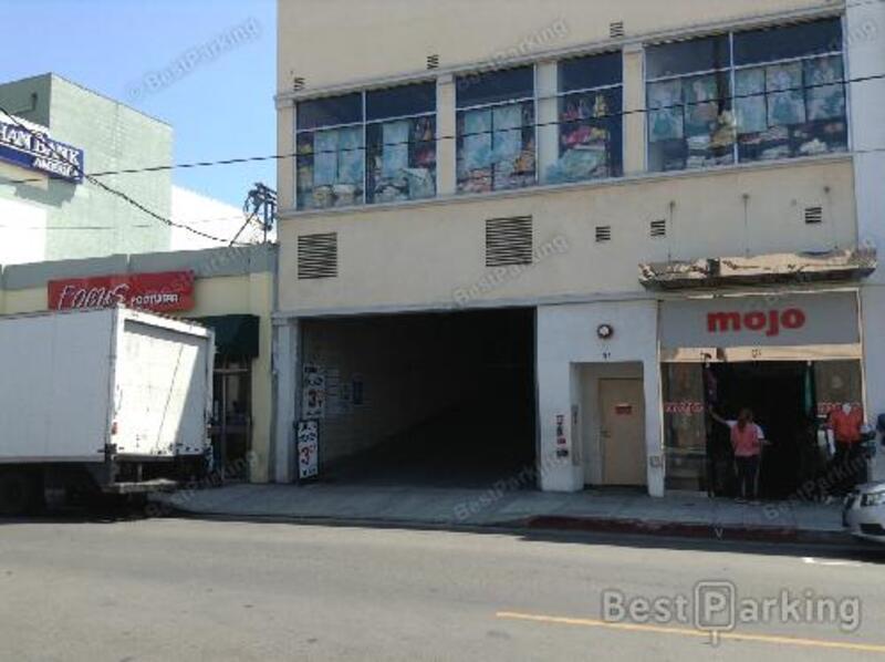 Street view of E Pico Blvd Parking Lot
