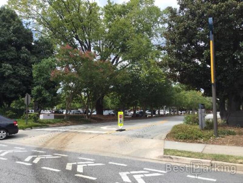 Street view of Visitor Area 3: Student Center Deck (W02)