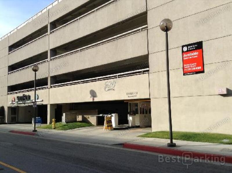 Street view of 501 North Central/501 North Orange Garage