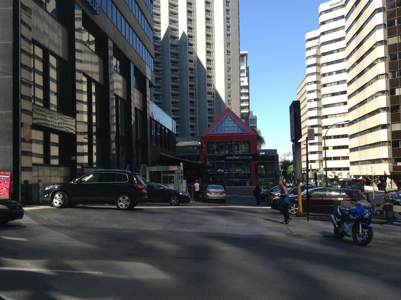 Street view of 575 President Kennedy Lot