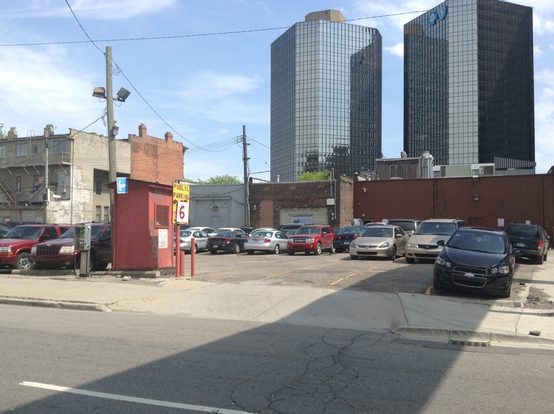 Street view of 520 Larned St Lot