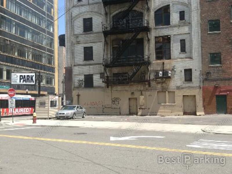 Street view of Griswold St Lot